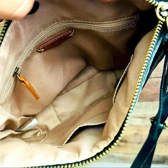 NWOT The Sak Sayulita Leather Saddle Bag - Picture 7 of 10